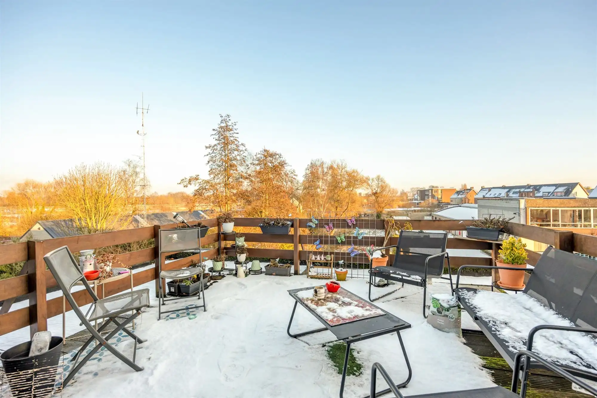 Cozy dakappartement inclusief autostaanplaats foto 3