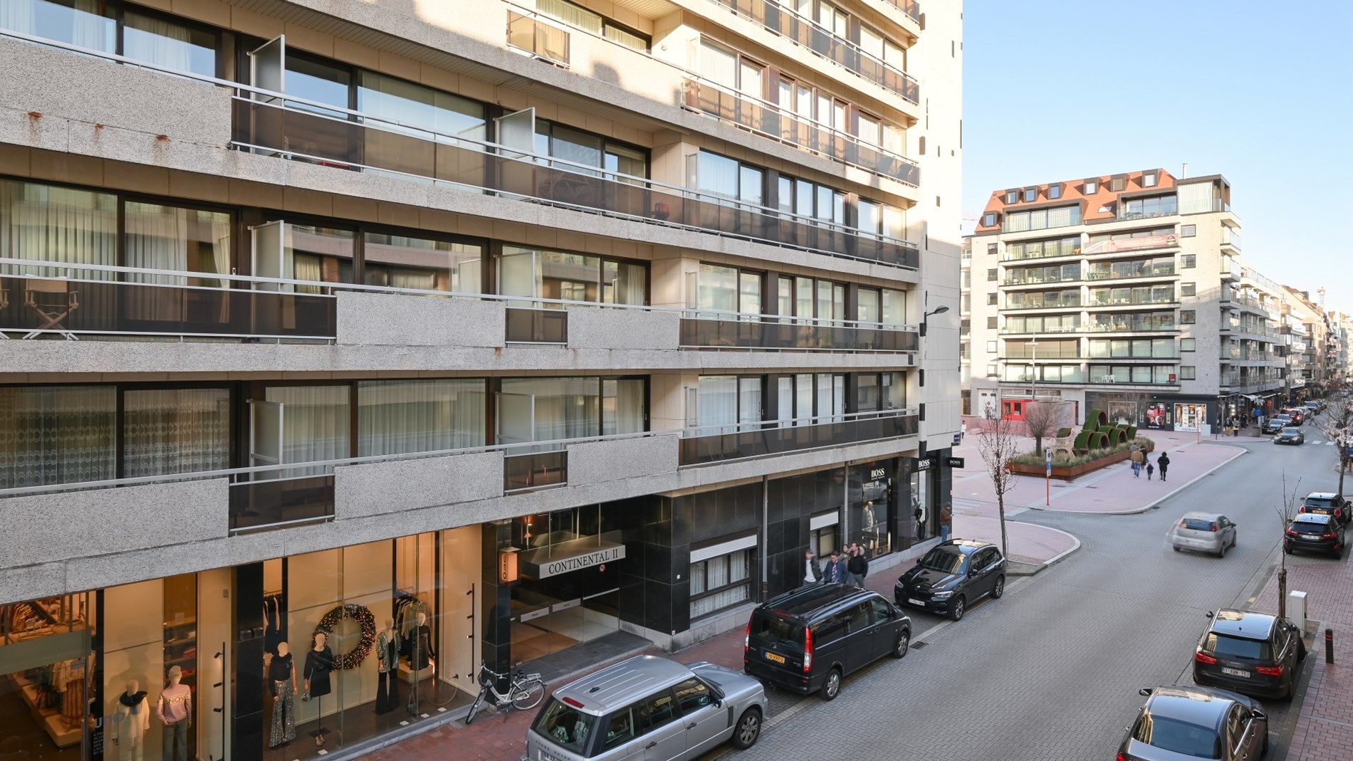 Prachtig vernieuwd appartement, gelegen vlakbij de Zeedijk tussen het Van Bunnenplein en het Lichttorenplein. foto 4