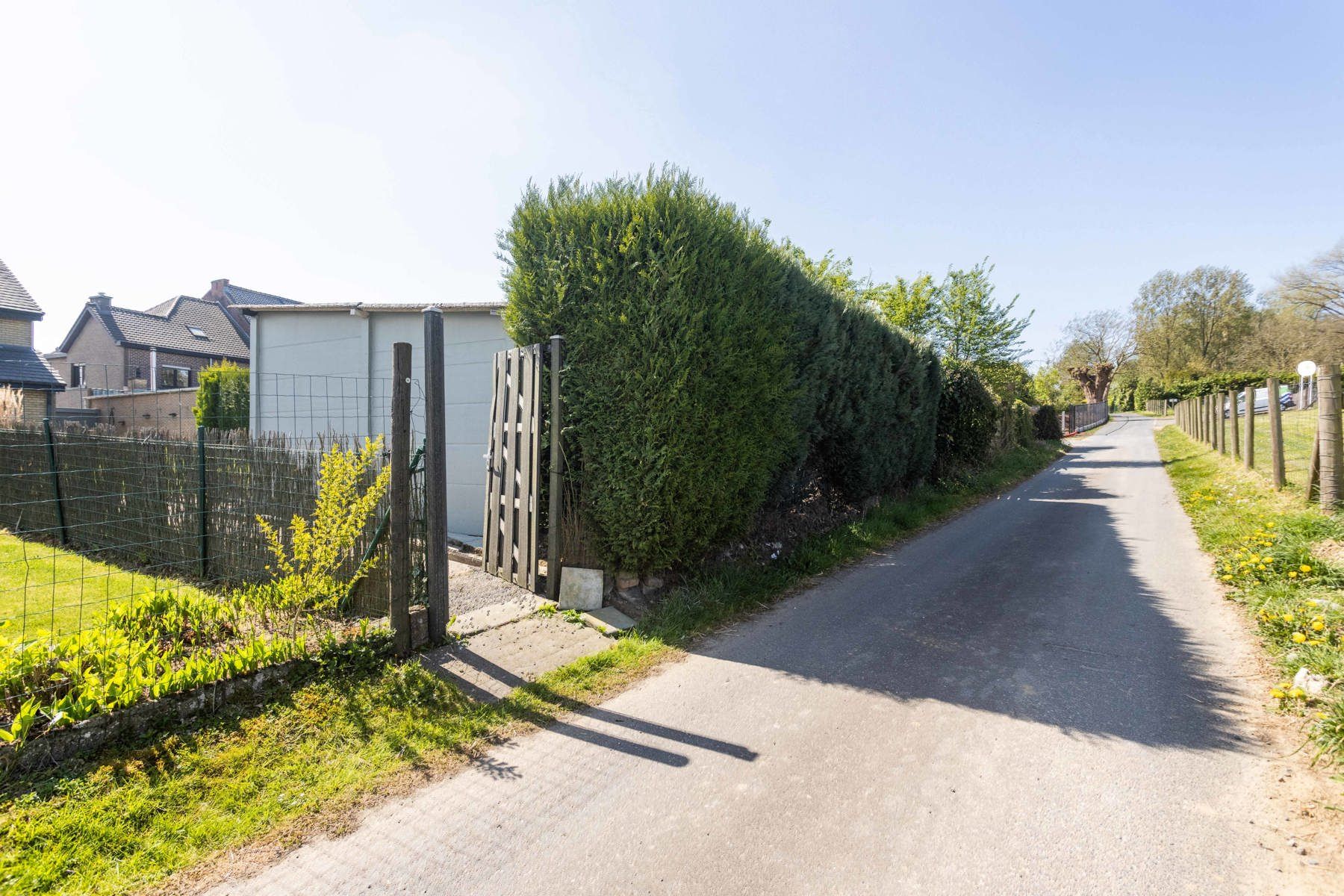 Aangename instapklare woning met 4slpk en tuin foto 24