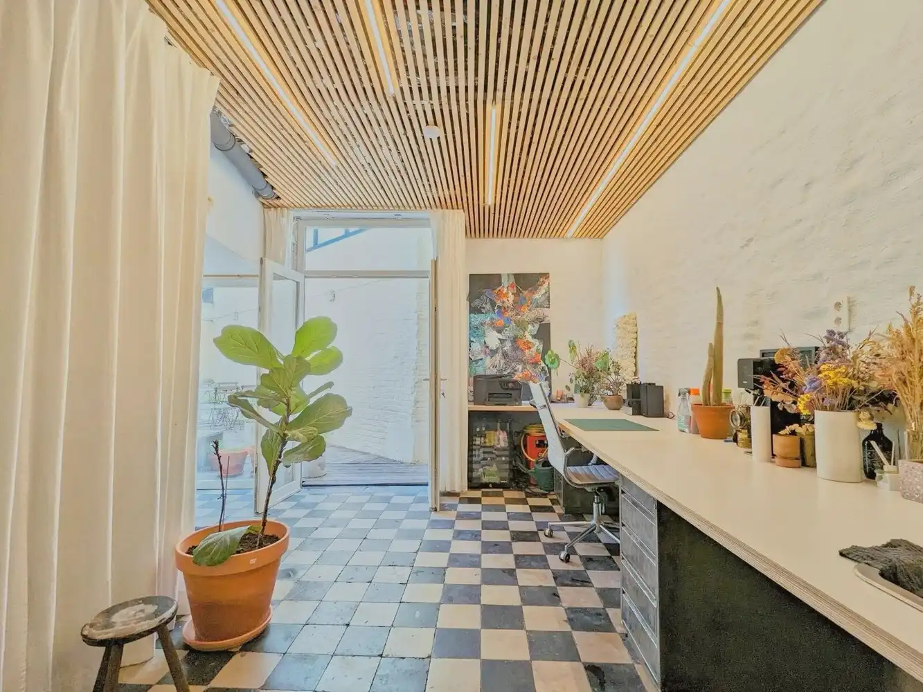 Hippe, lichtrijke woning met garage + terras in Rumbeke foto 10