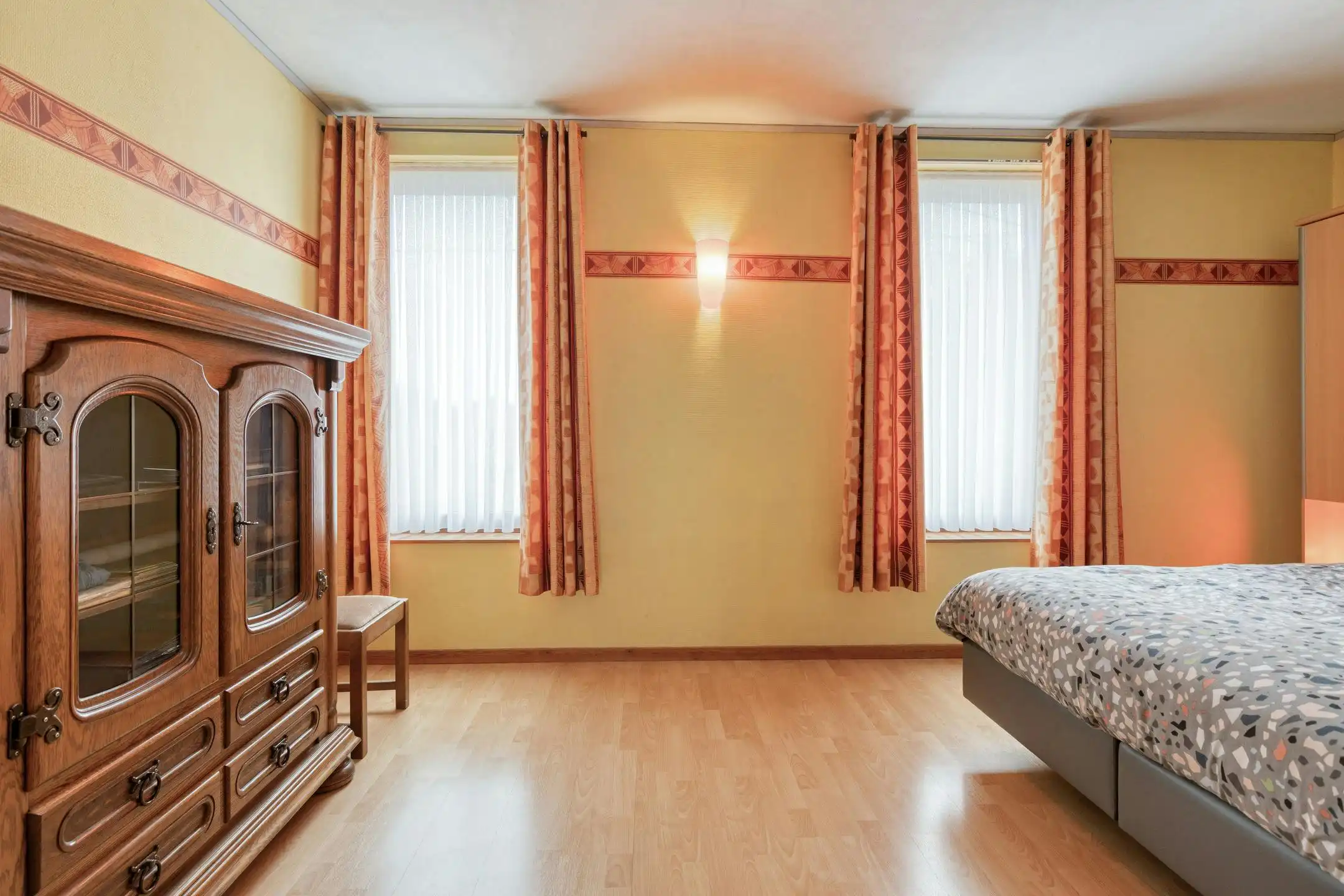 Instapklare gezinswoning met tuin en 4 slpk in Rumbeke foto 5