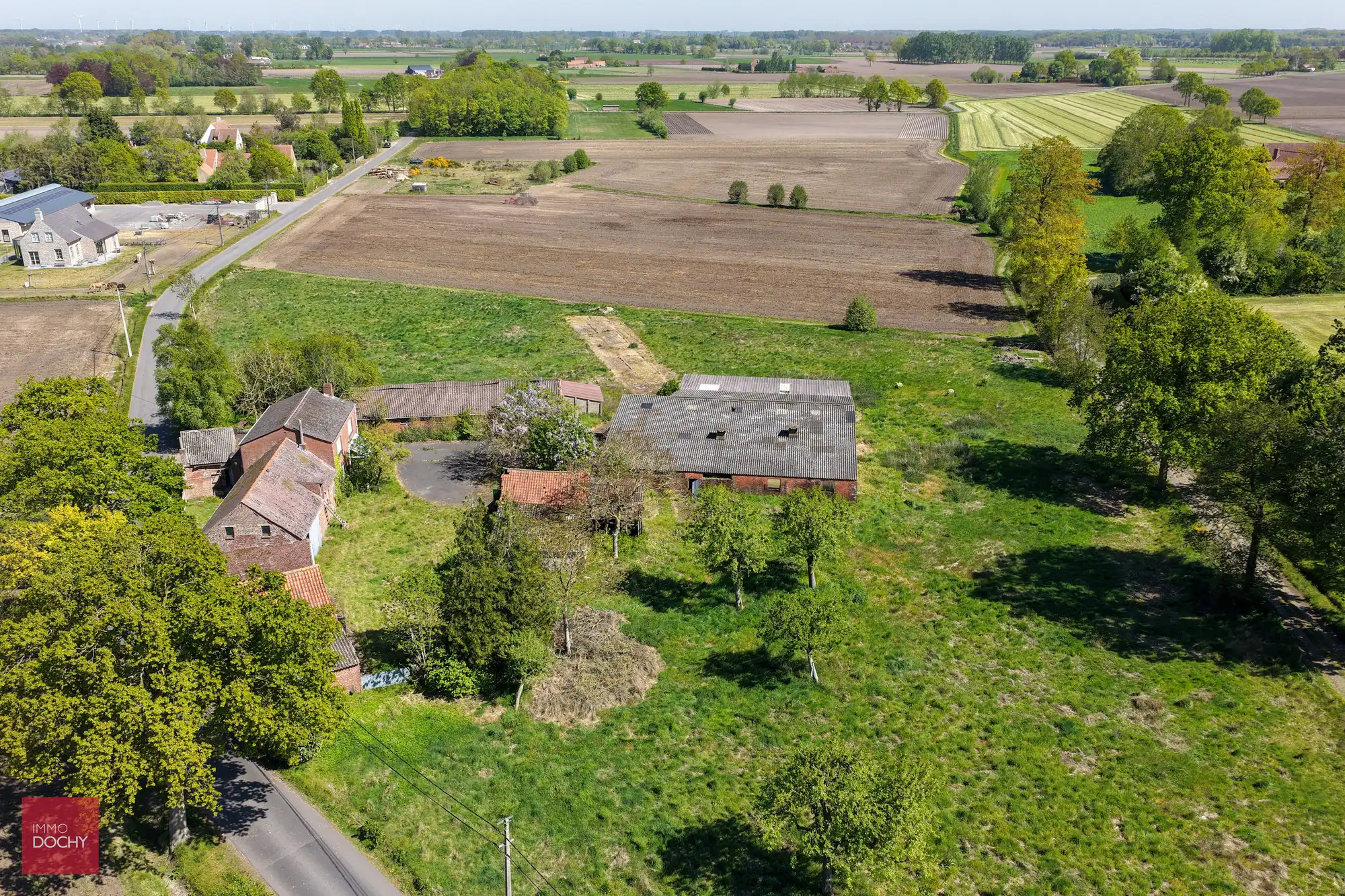 Zeer rustig gelegen oude hoeve met bouwvergunning voor nieuw landhuis foto 2