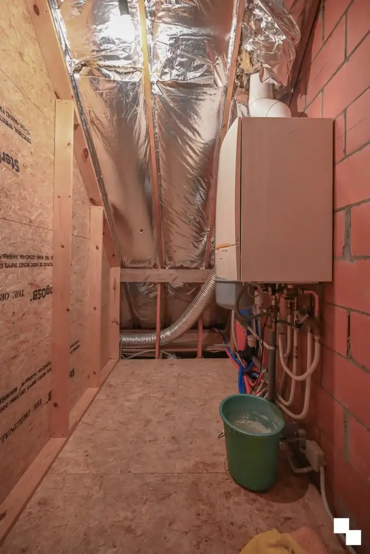 Ruime energiezuinige woning te Wevelgem foto 28