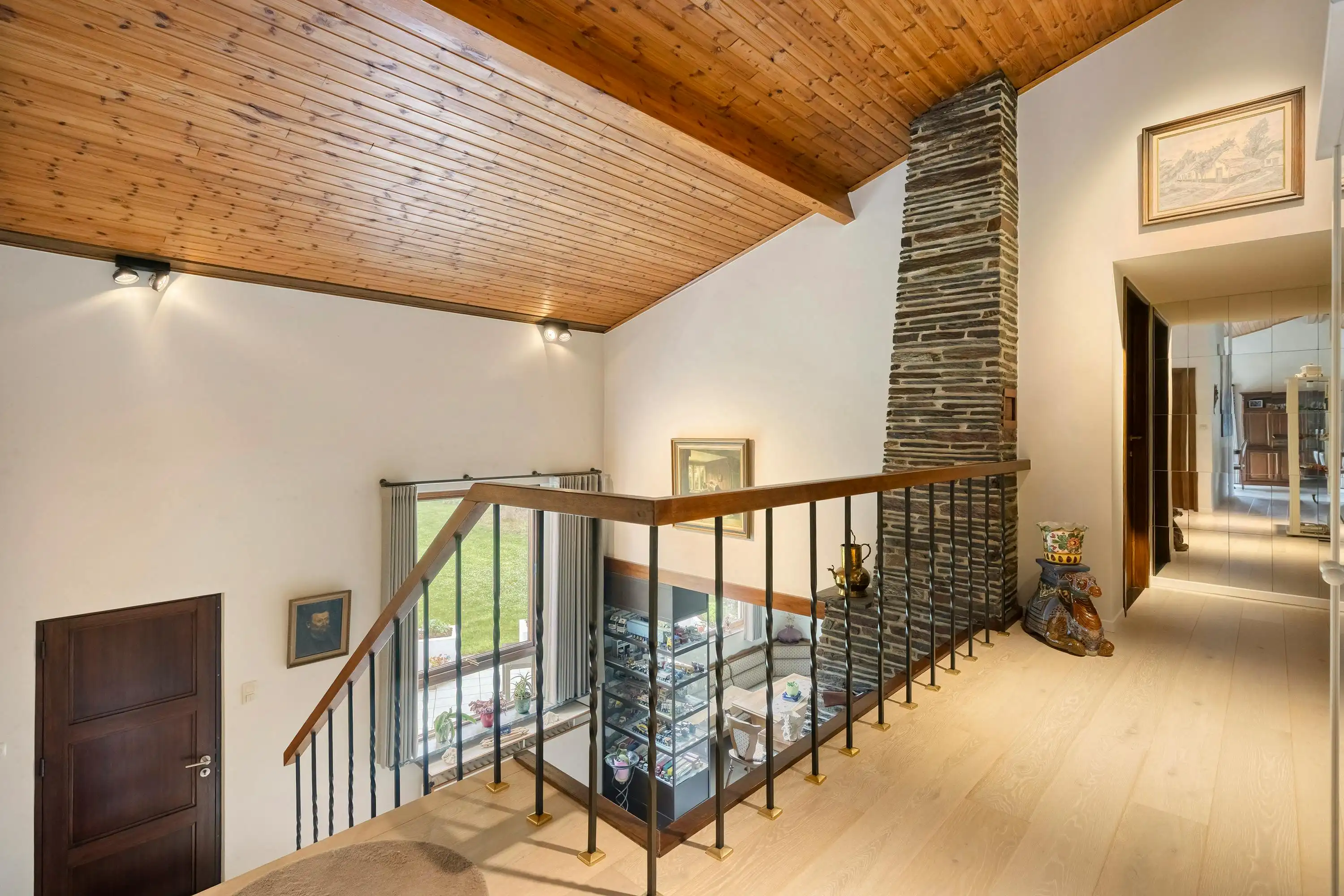 Villa op ruim perceel in Ronse te koop!  foto 4