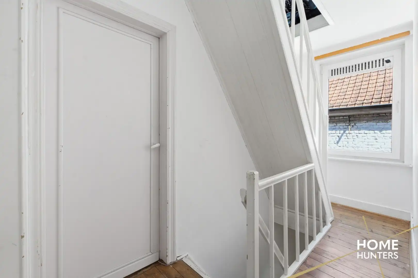 Ruime halfopen bebouwing met 4 slaapkamers in het hart van Diksmuide! foto 9