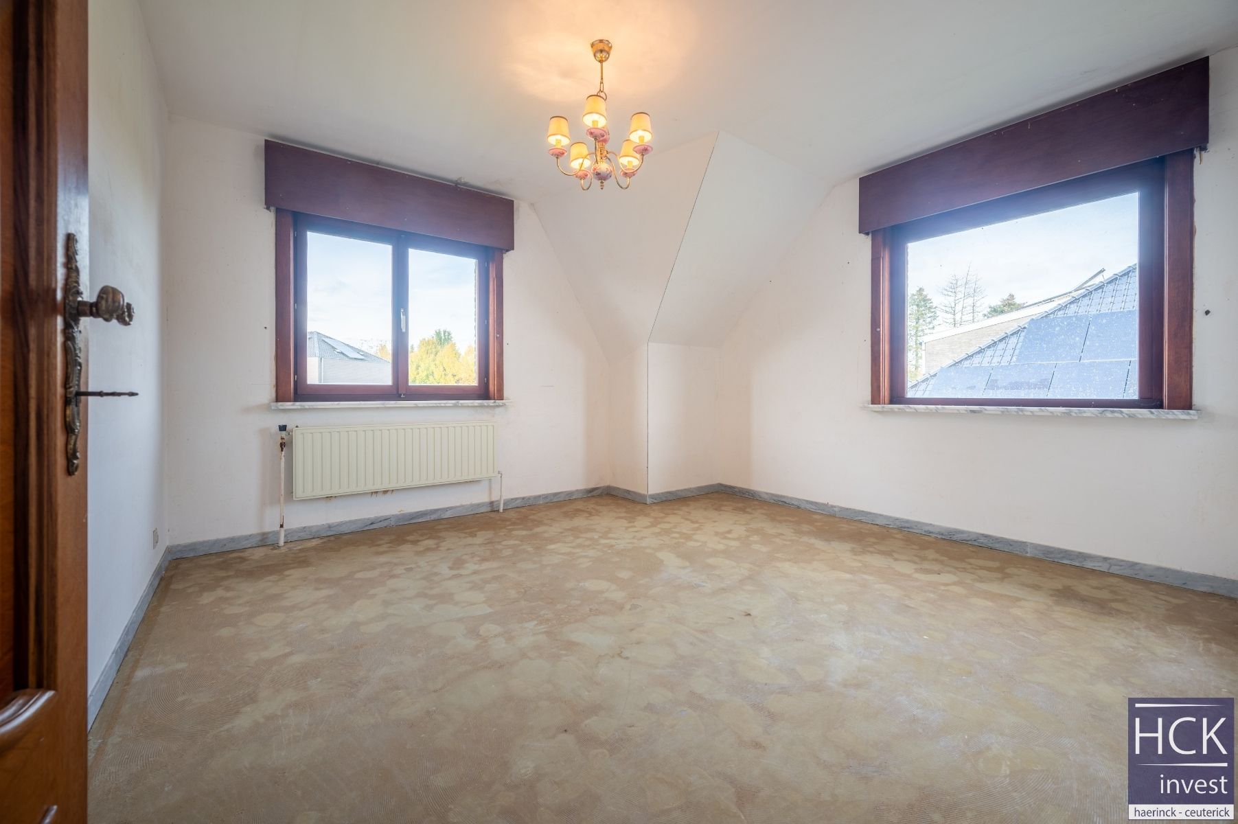 SINT-MARTENS-LEERNE - Te renoveren villa op 1069 m², prachtig gelegen! foto 14