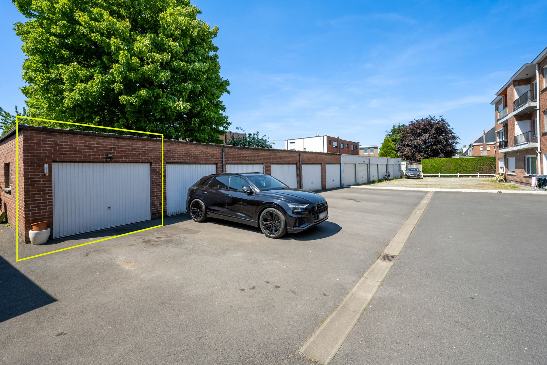 Uitstekend instapklaar appartement met garage foto 10
