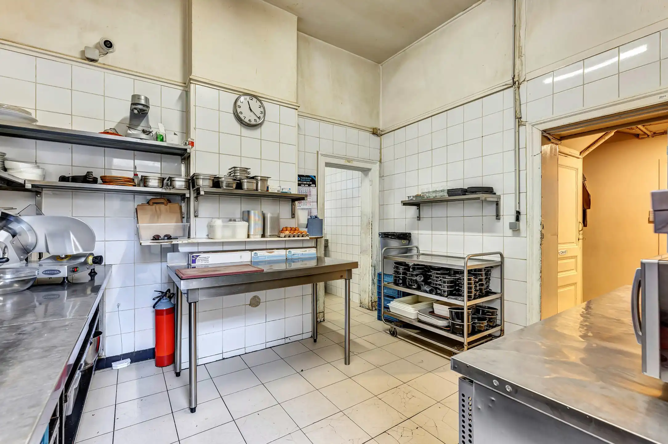 Gewaardeerd restaurant/handelspand met appartementen foto 16