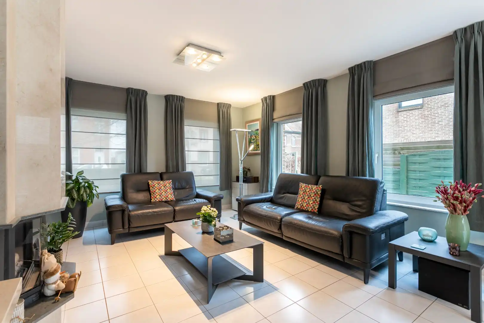 Instapklare woning 3 slpks, garage en ruime tuin (8,8are) foto 3