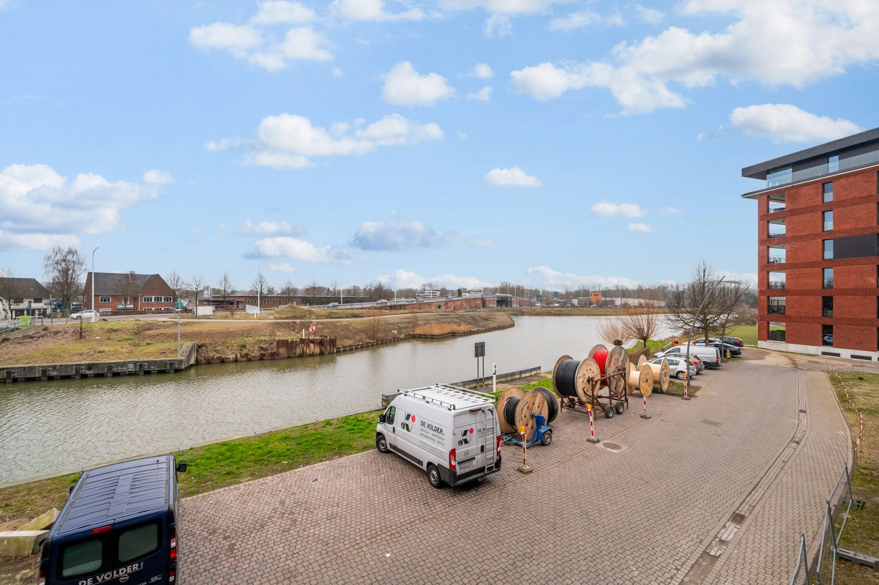 Nieuwbouwappartement met 1 slpk + terras foto 6