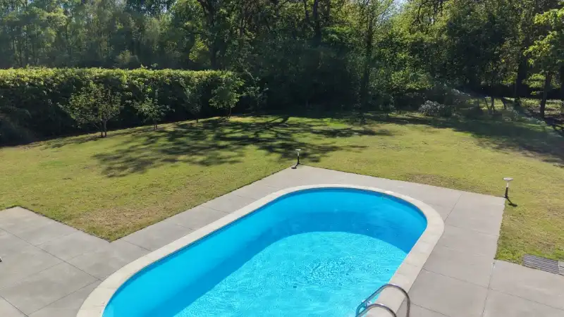Villa van 330m² op 22 are met openluchtzwembad foto 33