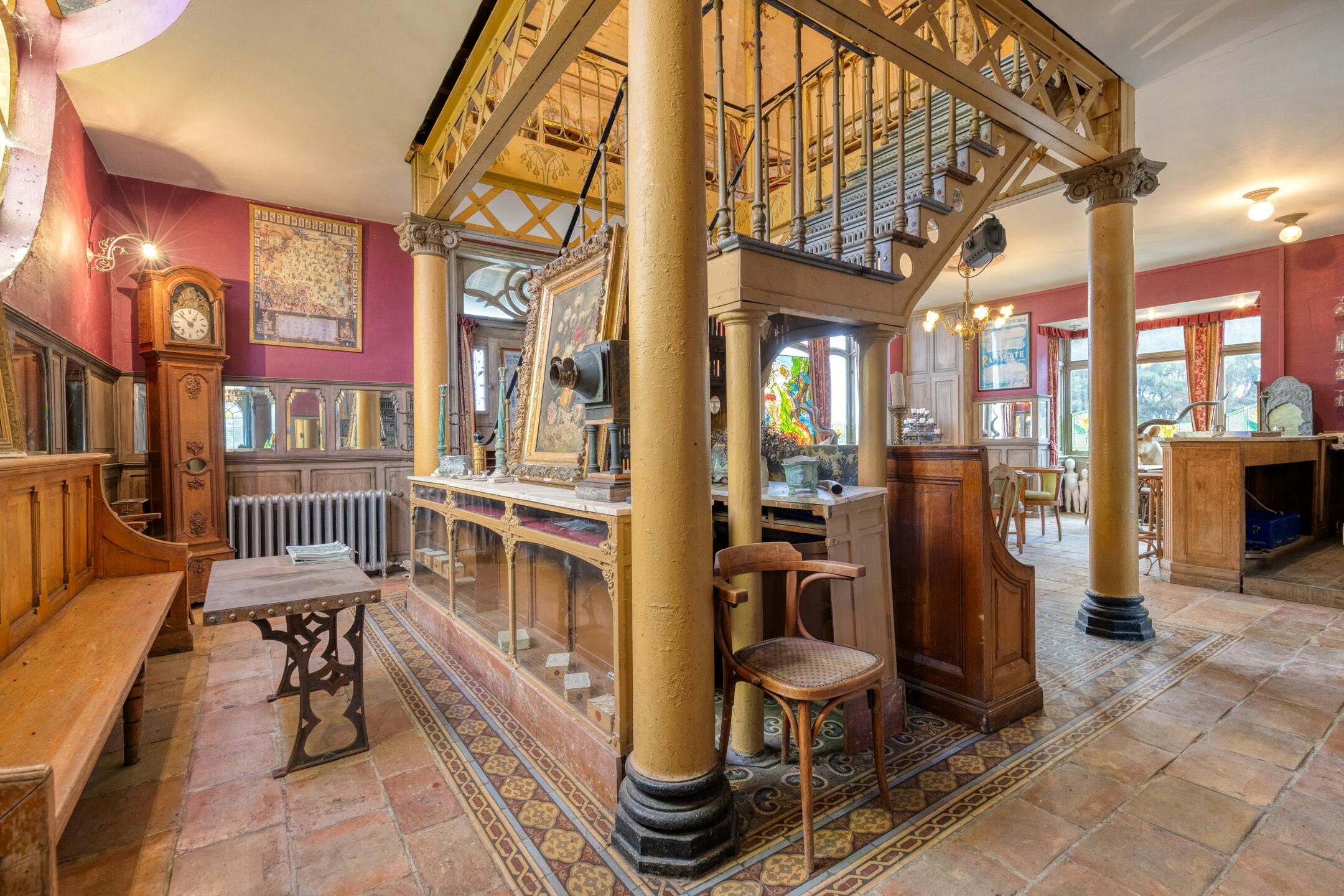 Uniek karaktervol pand met tal van mogelijkheden te Gistel foto 5