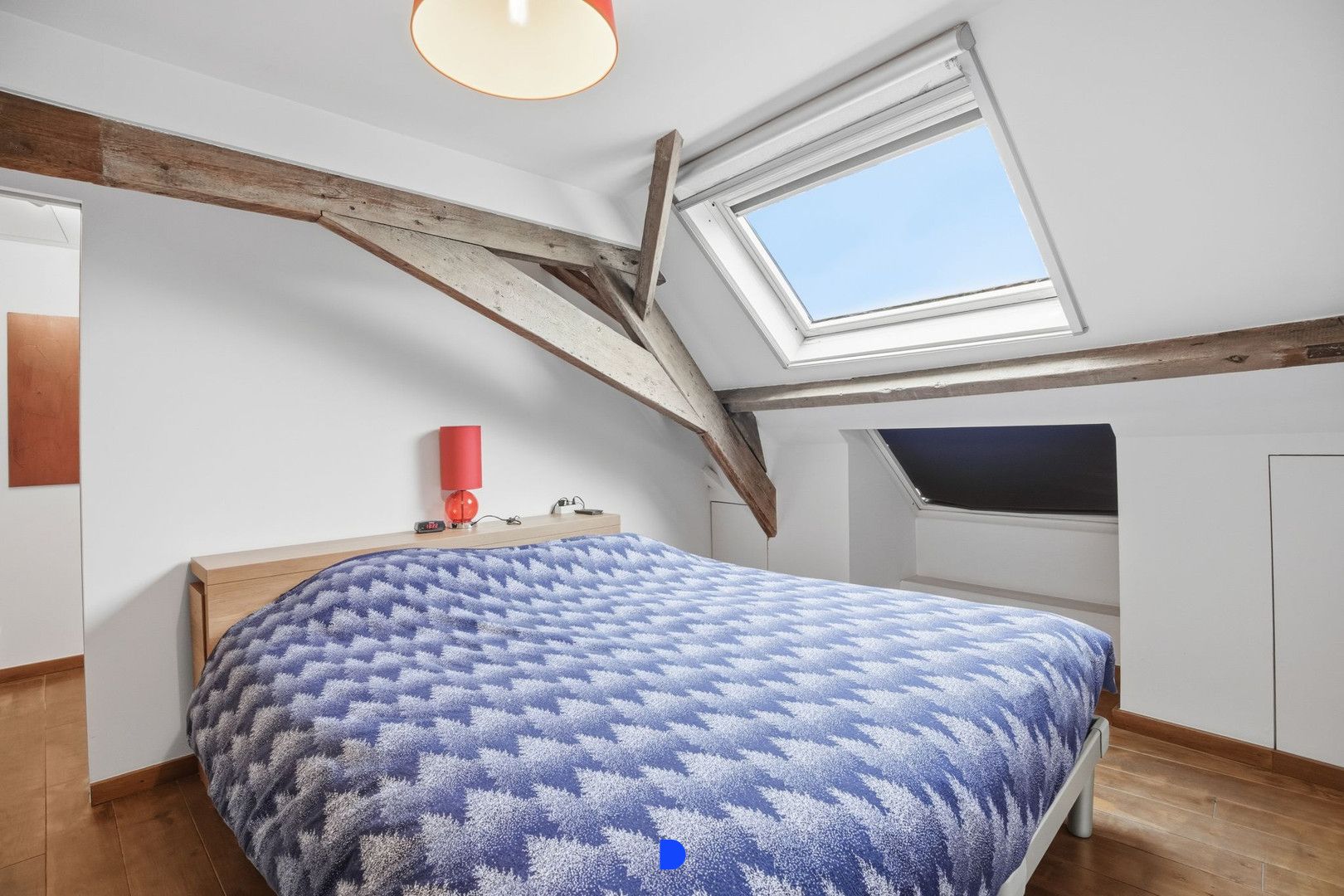 Veelzijdige rijwoning met 2 garages in het centrum van Tielt! foto 31