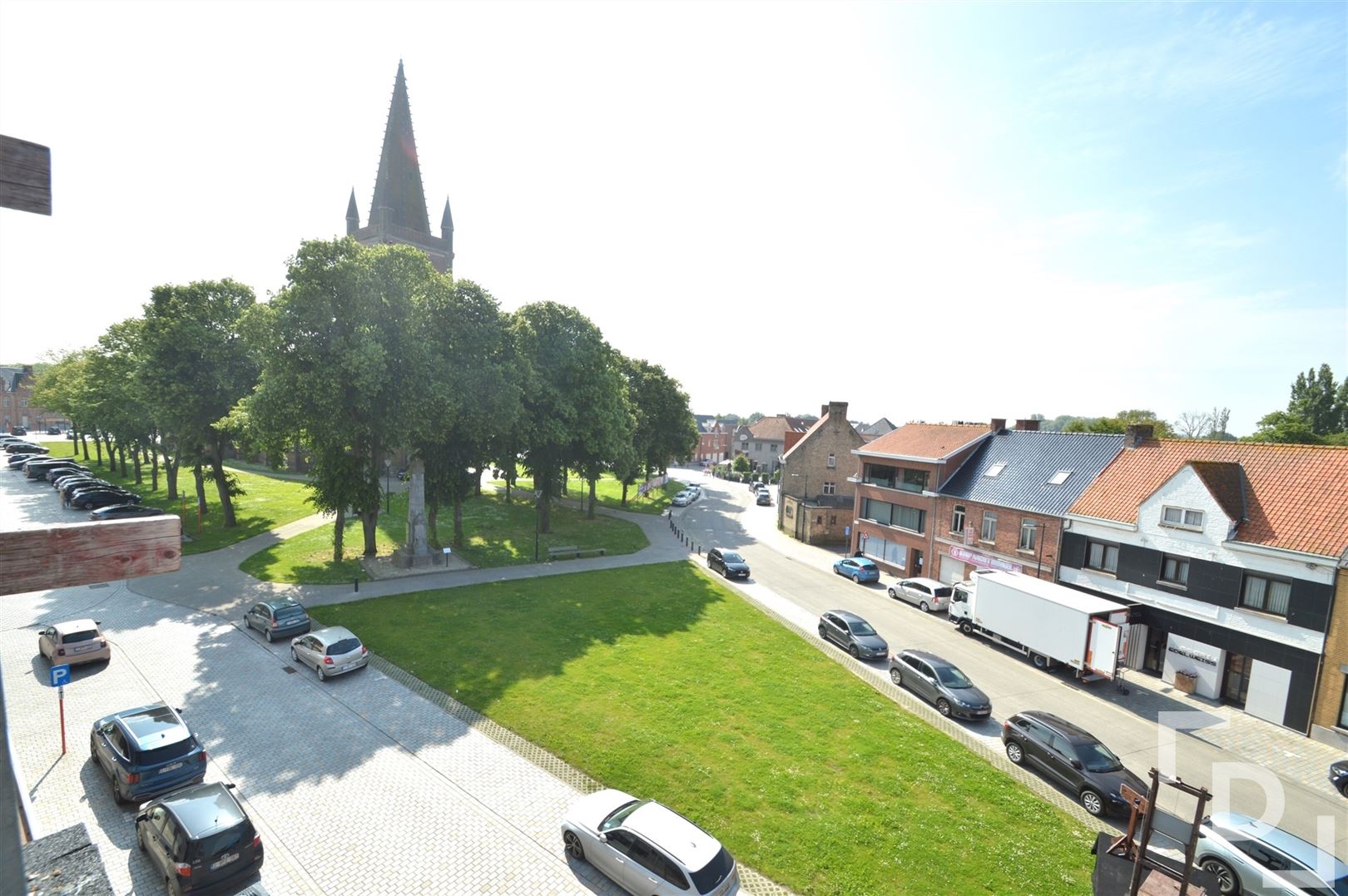 Nieuwbouwappartement met parkeerplaats te huur foto 12