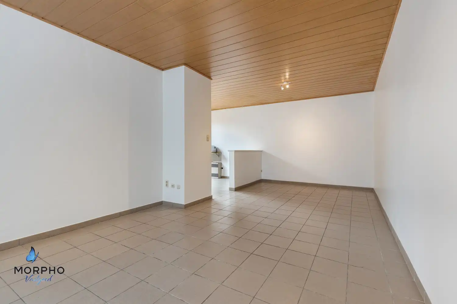 Charmante halfopen bebouwing met garage en zonnige koer – beschikbaar vanaf 1 mei foto 4