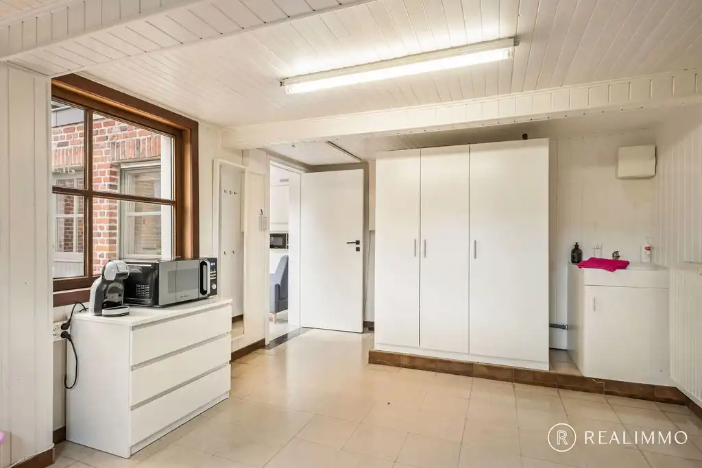 Leuke alleenstaande woning op 1410m² foto 11