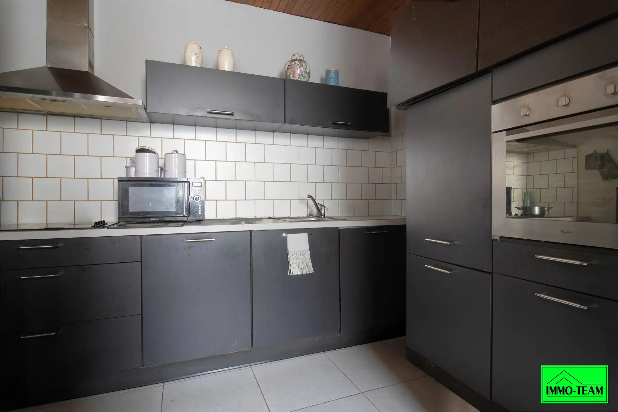 2-gevelwoning met 3 slaapkamers op wandelafstand station foto 3