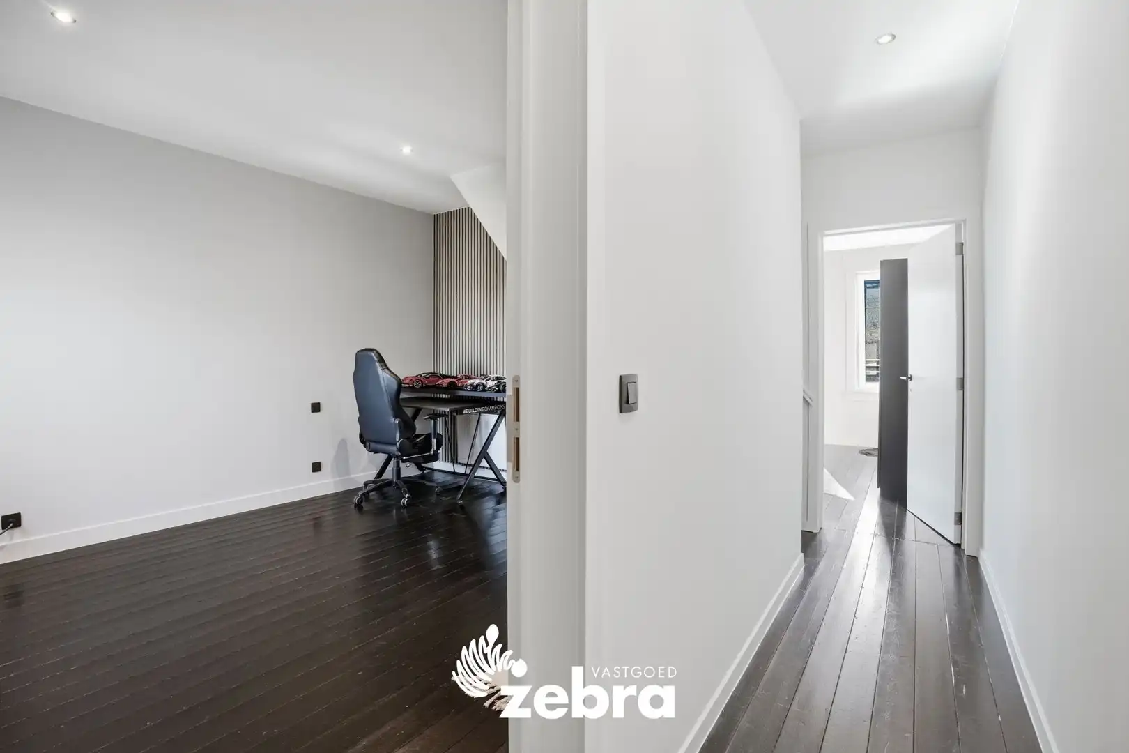 Uitzonderlijk grote rijwoning met 4 slaapkamers in Roeselare foto 18