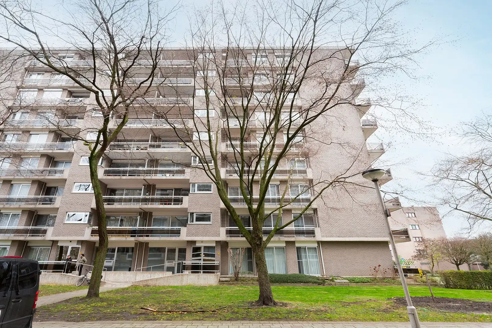 2 slaapkamer appartement met veel lichtinval foto 28