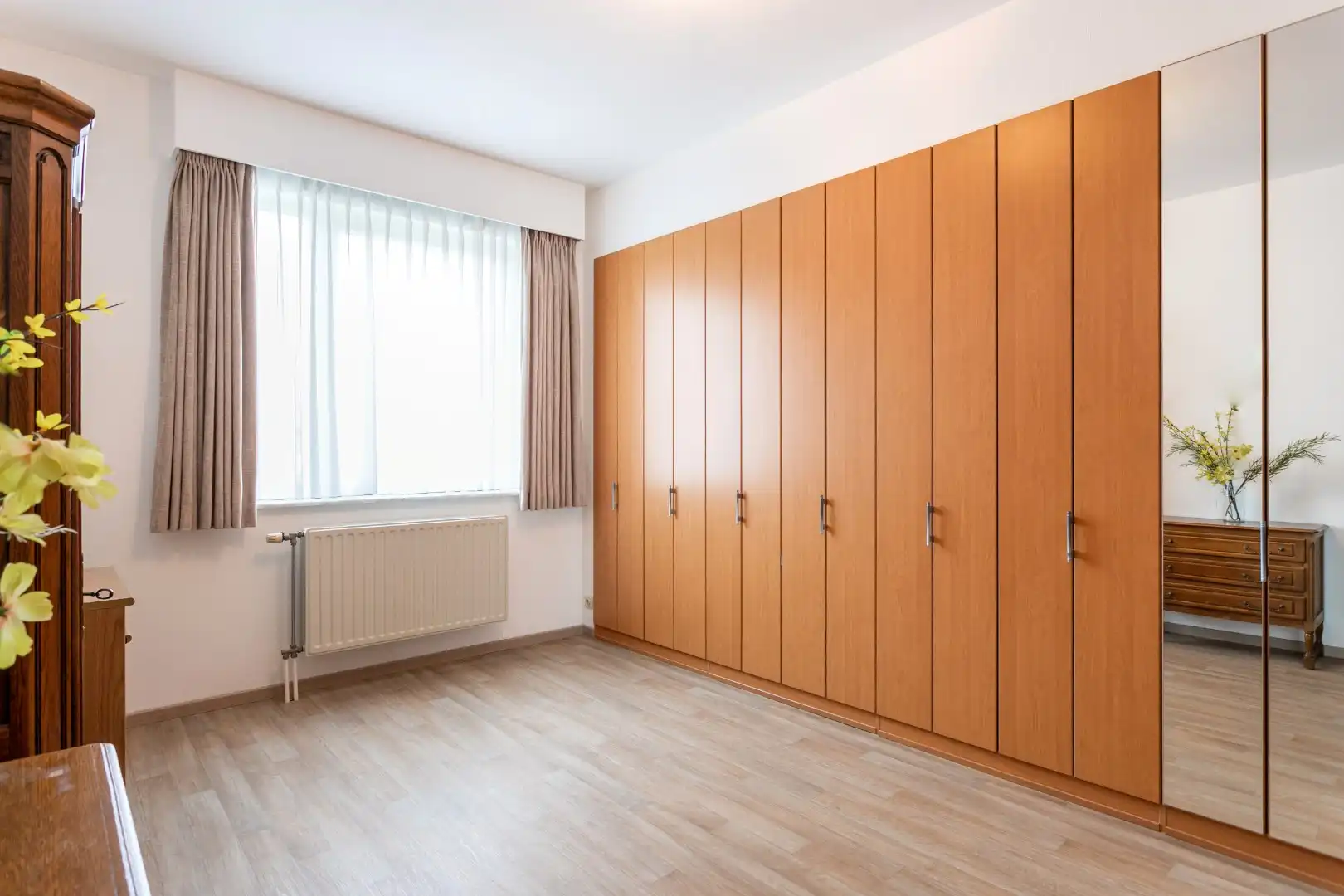 Instapklaar en energiezuinig penthouse  3 slpks., 2 badk., kelder en 2 autostpl. foto 12