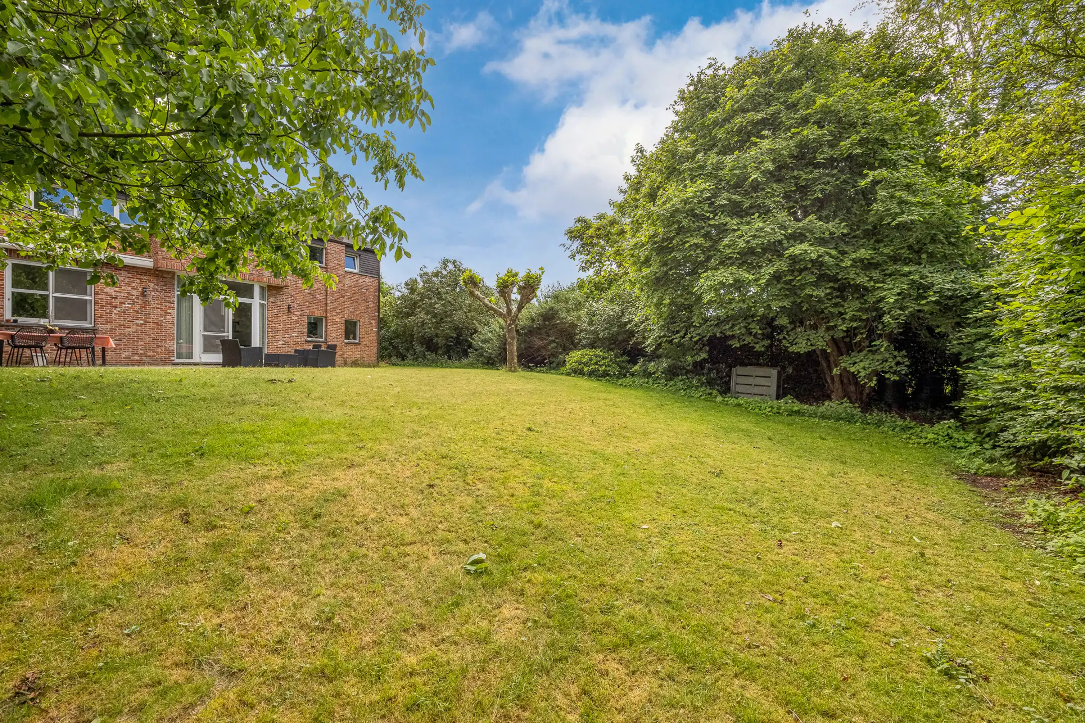 Ruime woning met 4-5 slpks en bedrijfsruimte in Turnhout. foto 42