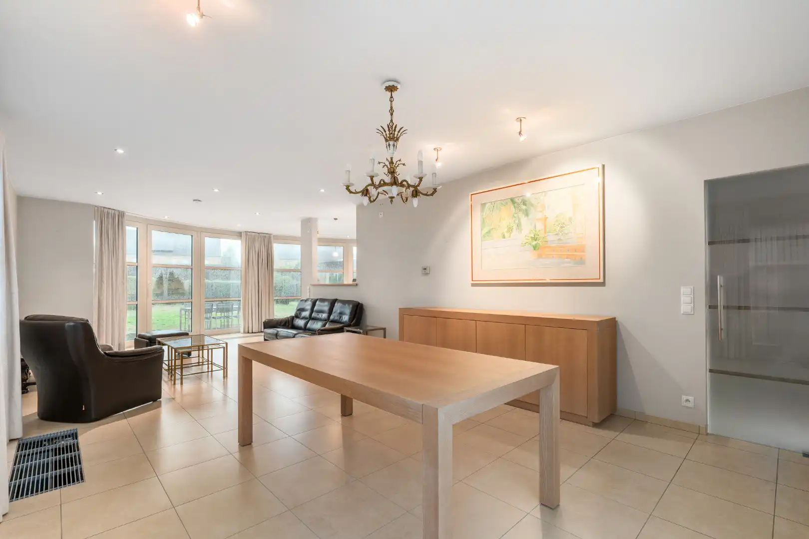 Ruime energiezuinige woning met 3 slaapkamers, op een perceel van 761 m² in Lovendegem. foto 9