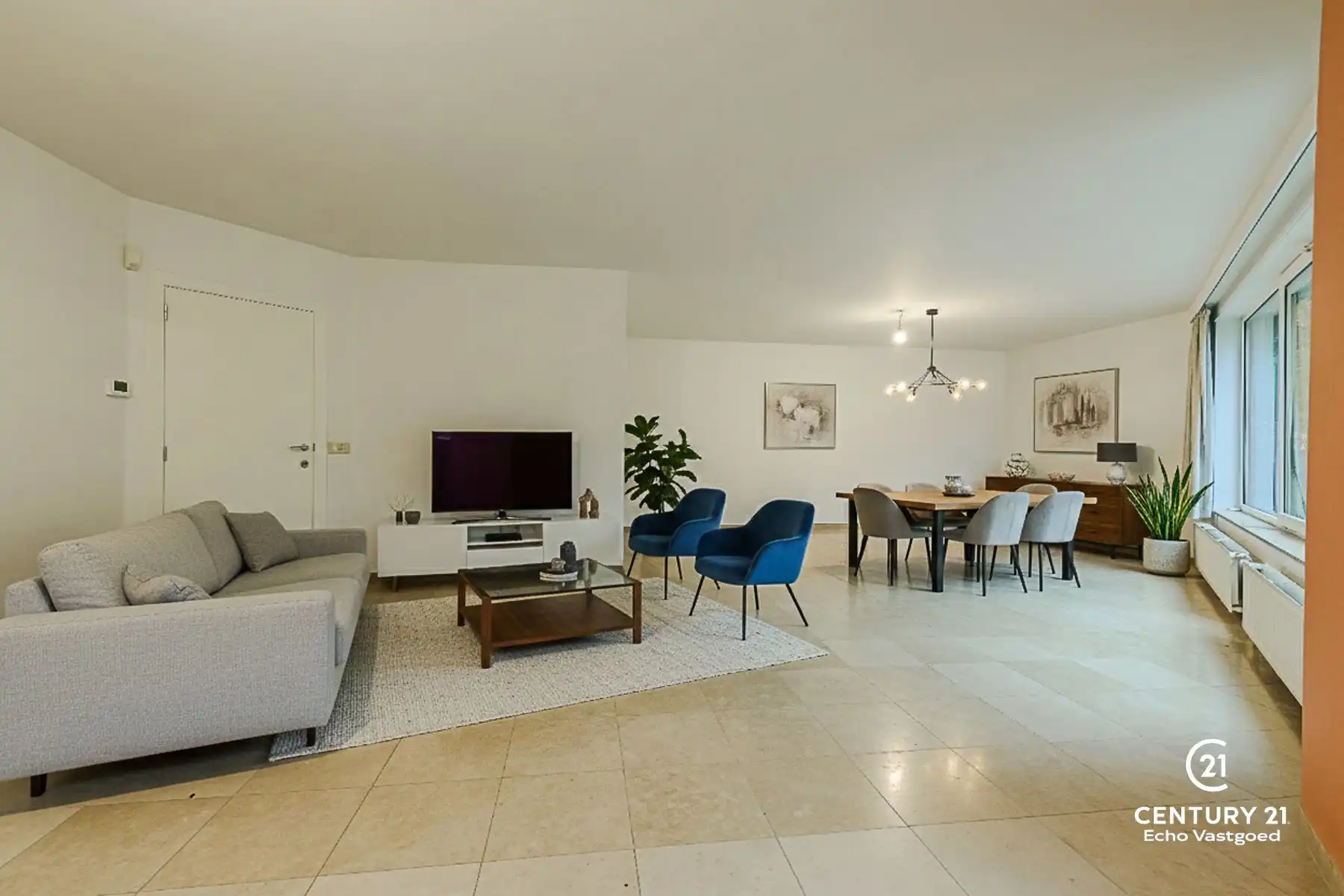 Ruime villa op zonnig perceel v. 2789m² in villawijk De Lint foto 5