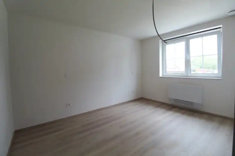 Ruime nieuwbouwwoning te Waardamme foto 6