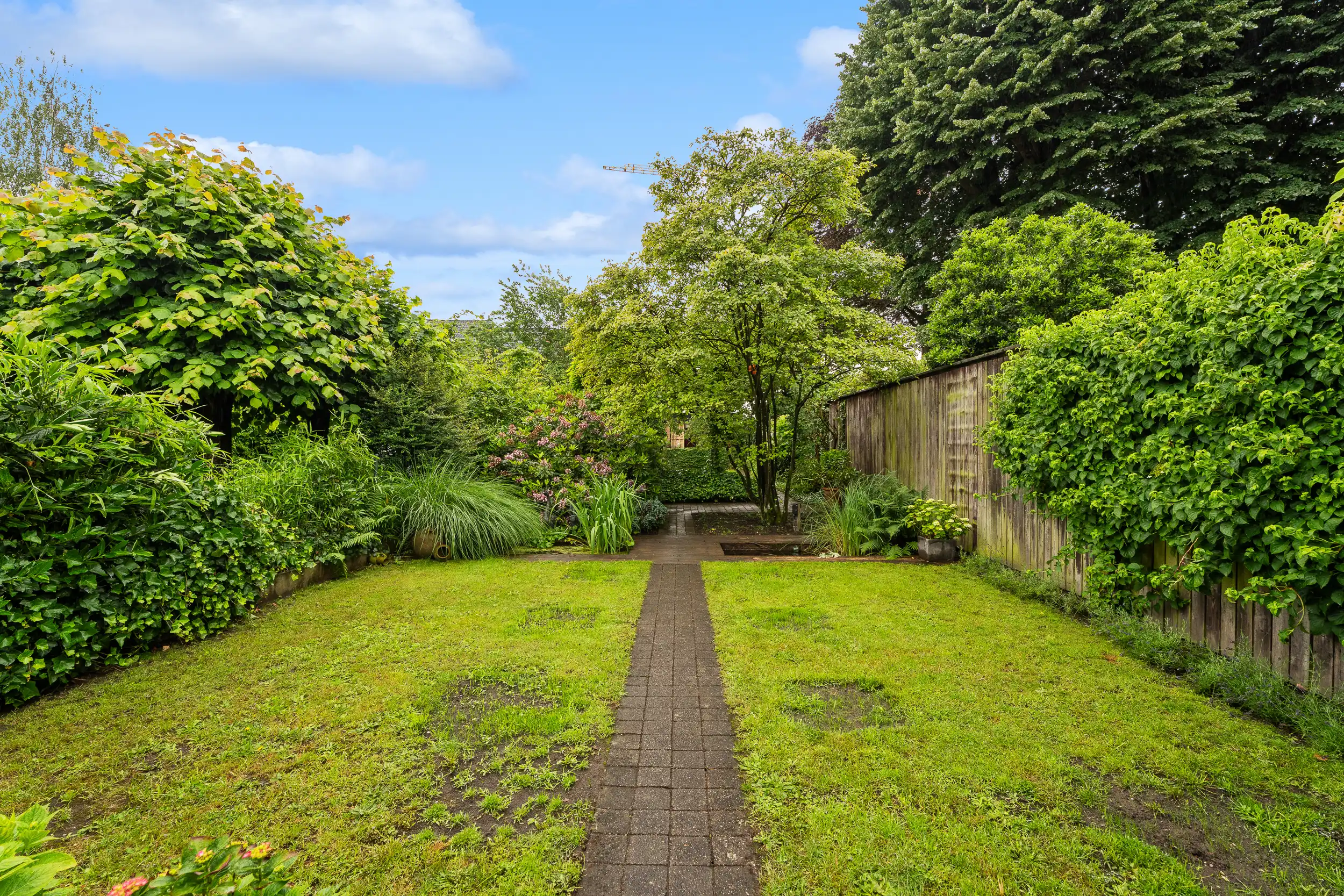 Karaktervol herenhuis (4 slpk) met diepe tuin te Wetteren foto 20