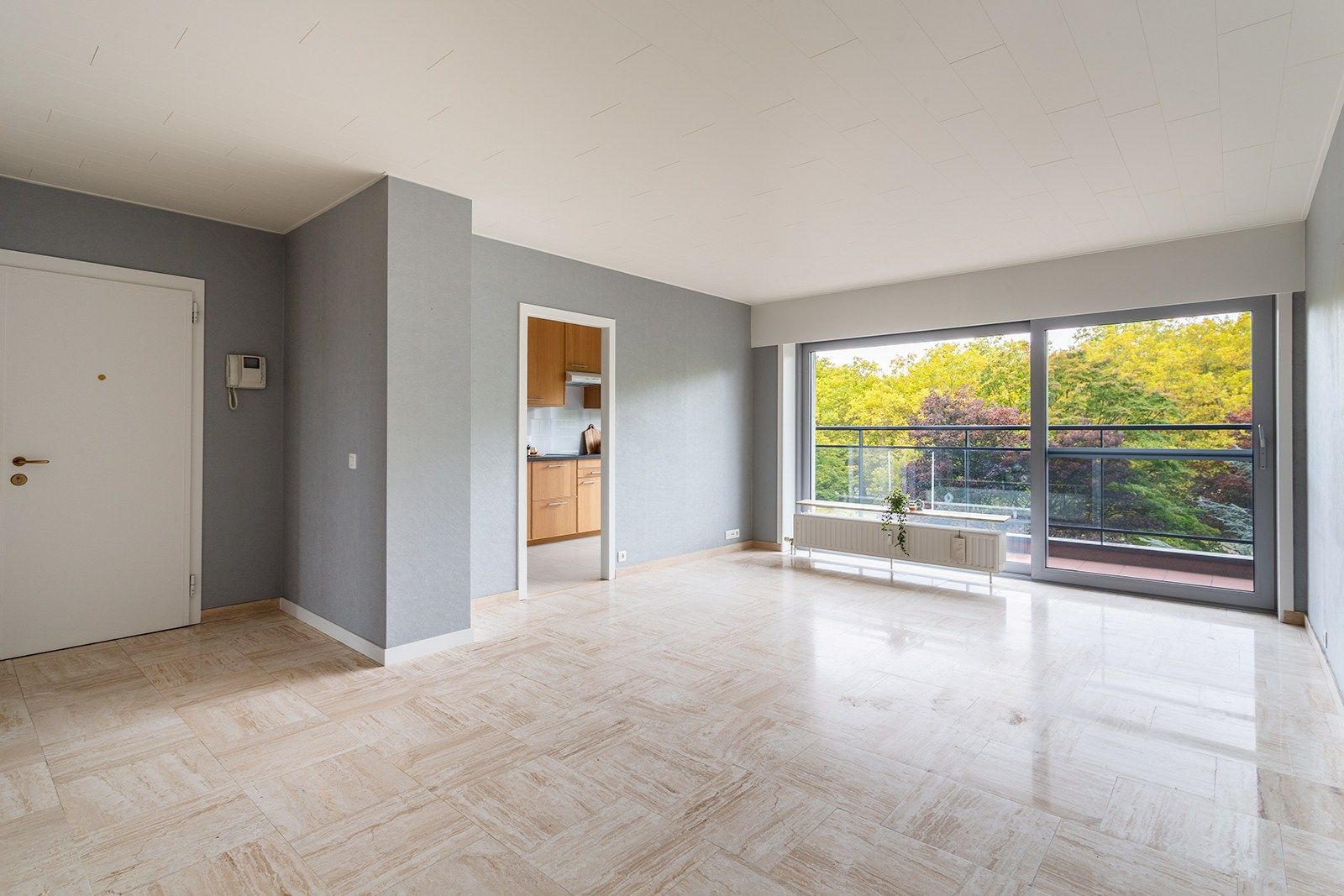 Rustig gelegen 2-slaapkamer appartement met 2 terrassen! foto {{pictureIndex}}