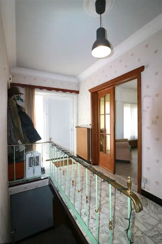 Gusting gelegen woning met 2 slpk, garage en tuin foto 15