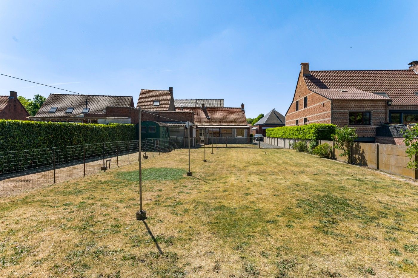 Tof gelegen, te renoveren woning met 2 slpk., garage en tuin foto 31