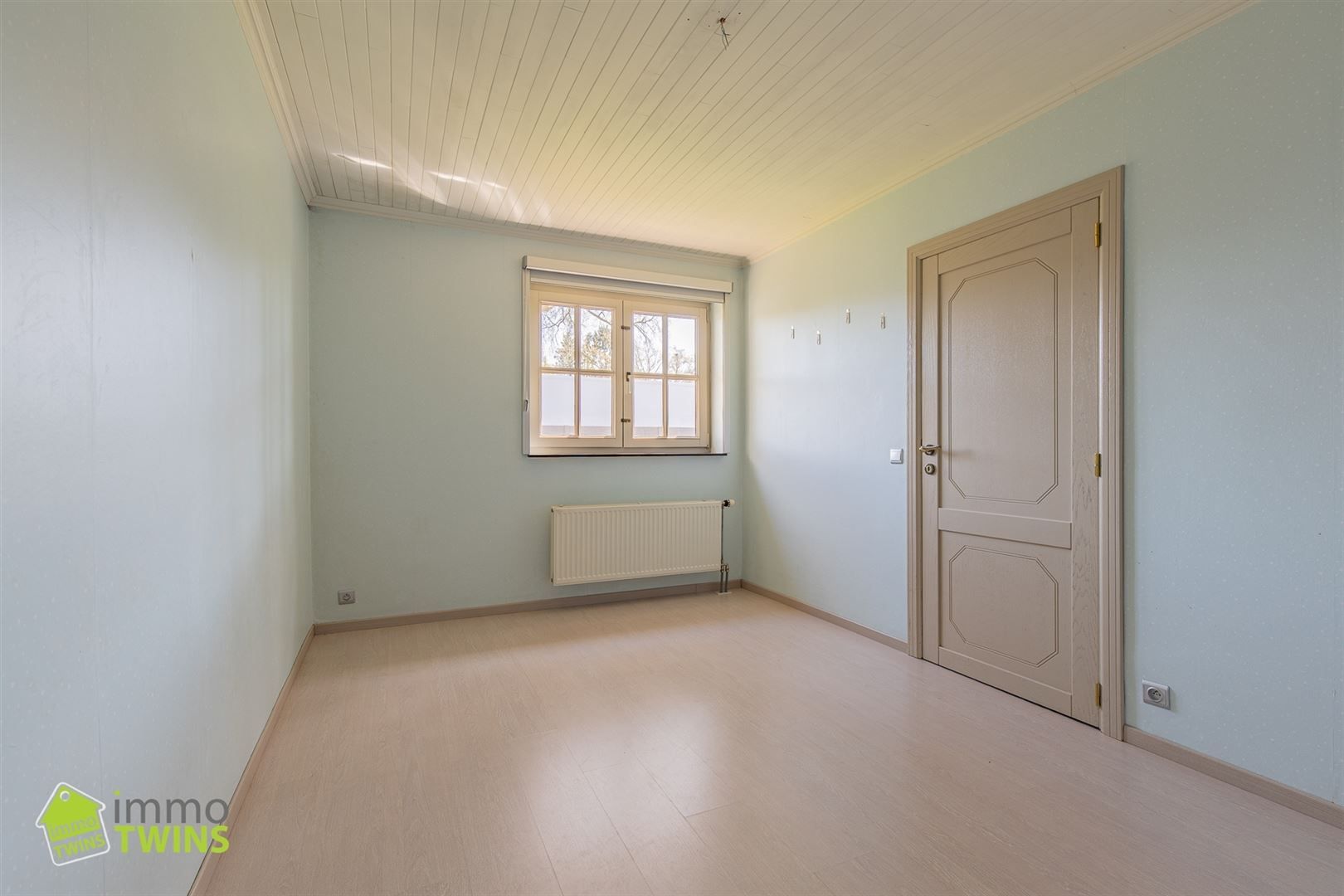 Instapklare OB met 5 slpks, garage en tuin te Grembergen foto 17