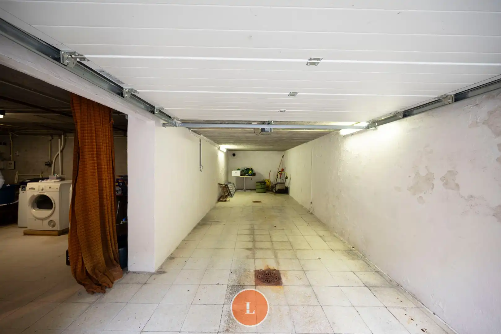 Alleenstaande statige bungalow met tuin en garage foto 20