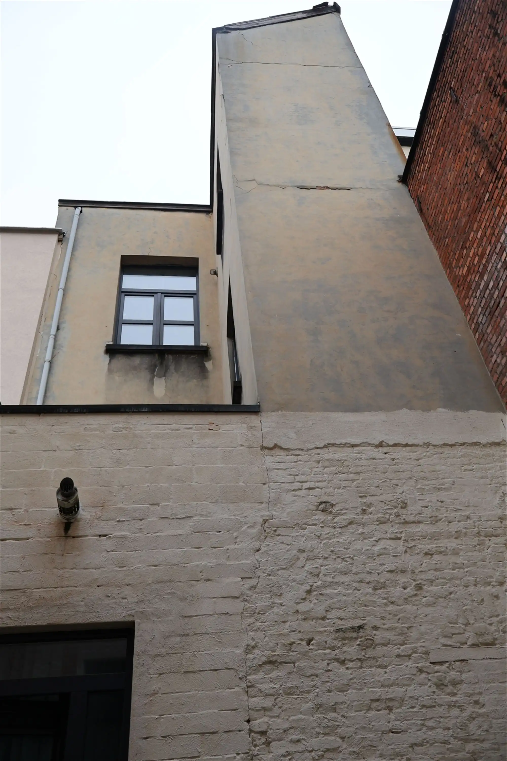 Vergund opbrengsteigendom op A++ locatie! foto 8