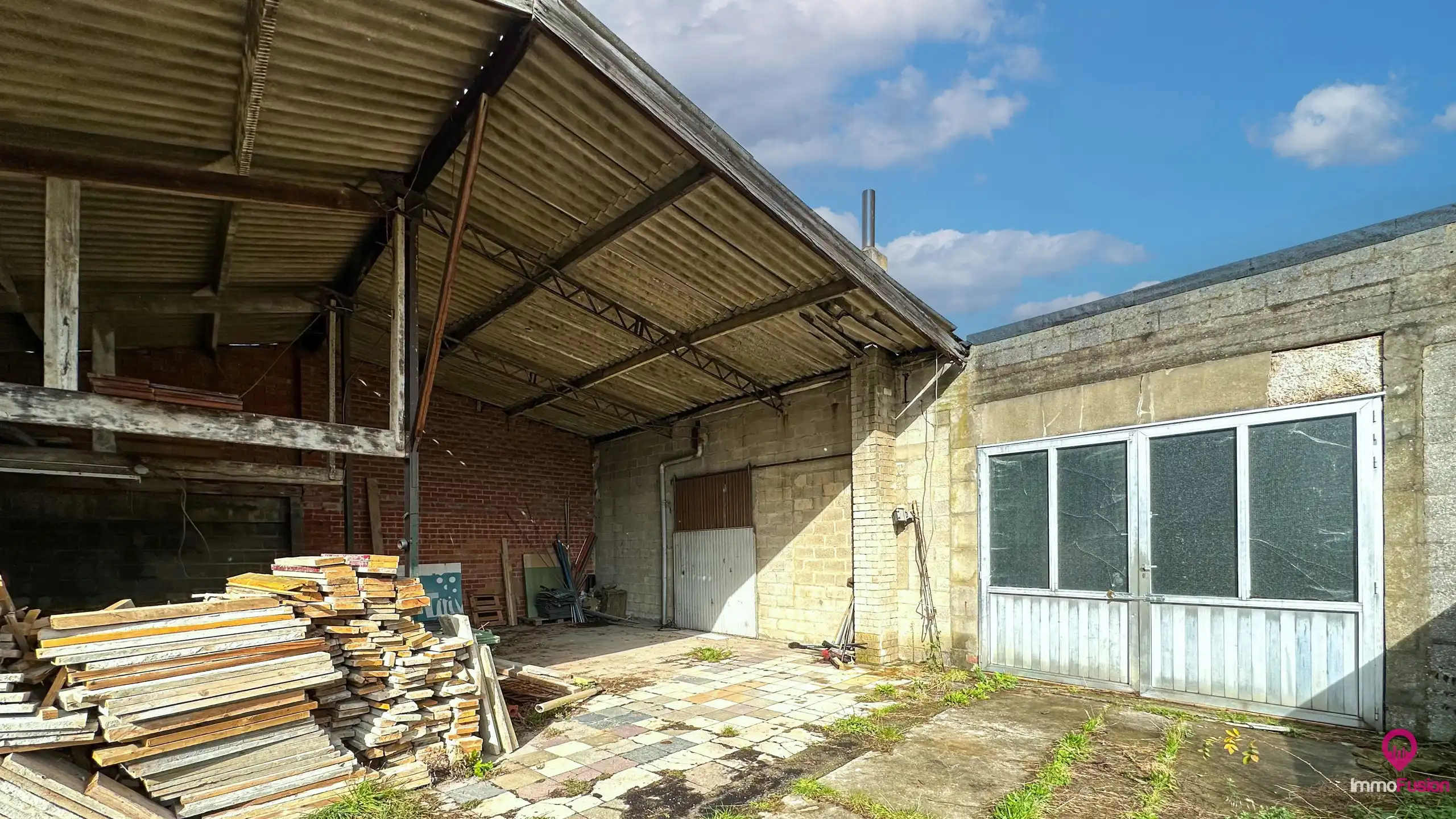 Strategisch gelegen woon-werkpand met ruime studio! foto 54