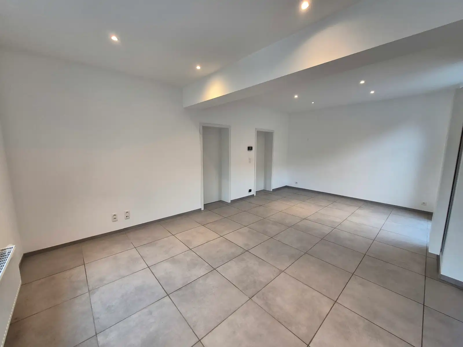 Half vrijstaande woning met drie slaapkamers foto 5