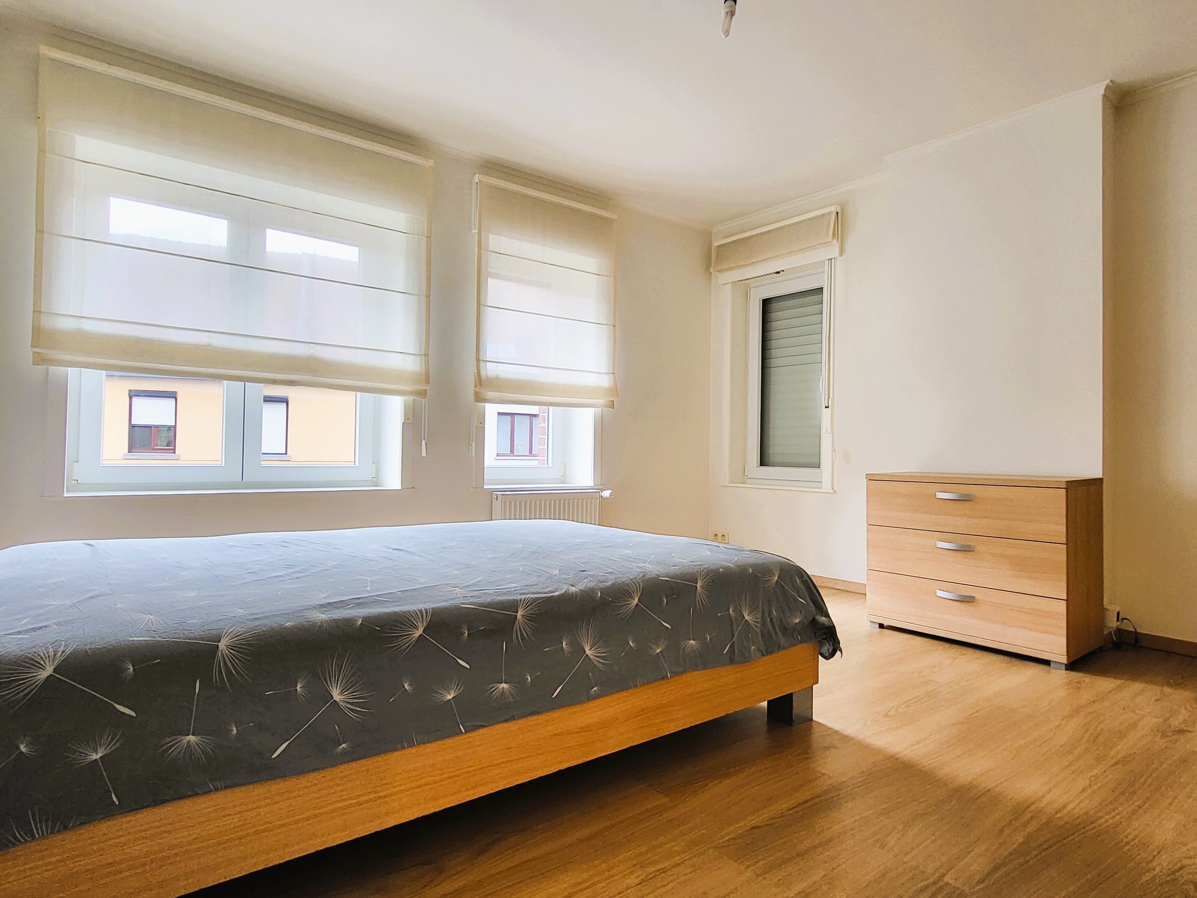 Lichtrijke penthouse van 143m² met landelijk uitzicht, gelegen op de 1ste en 2de verdieping. foto 8