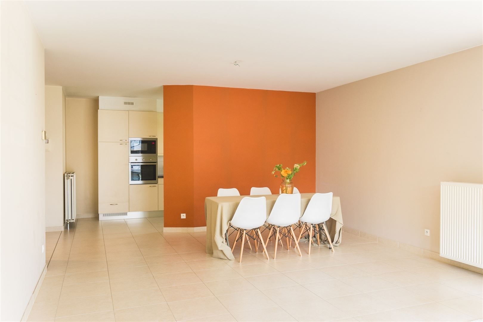 Instapklaar en ruim appartement met groene uitzichten nabij het centrum van Mortsel foto 7
