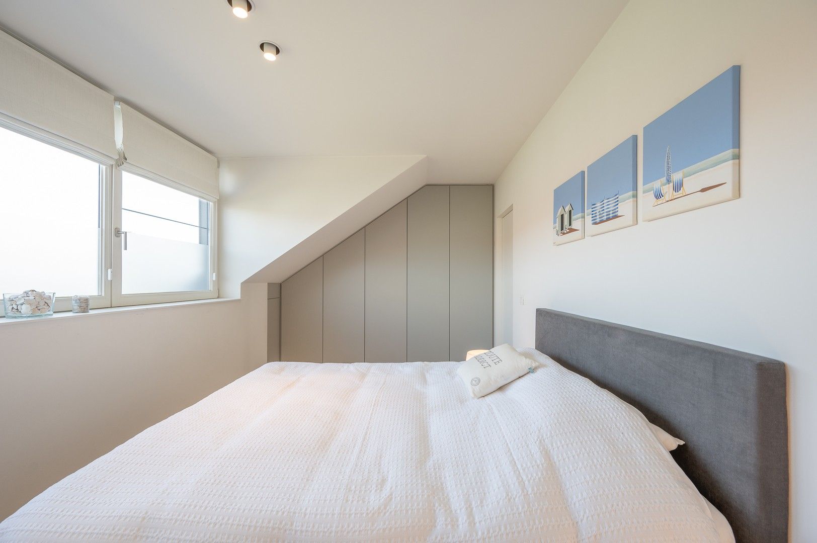 Uitzonderlijke eigendom met een uniek open zicht op de Hazegraspolders, vlakbij het Oosthoekplein. foto 25