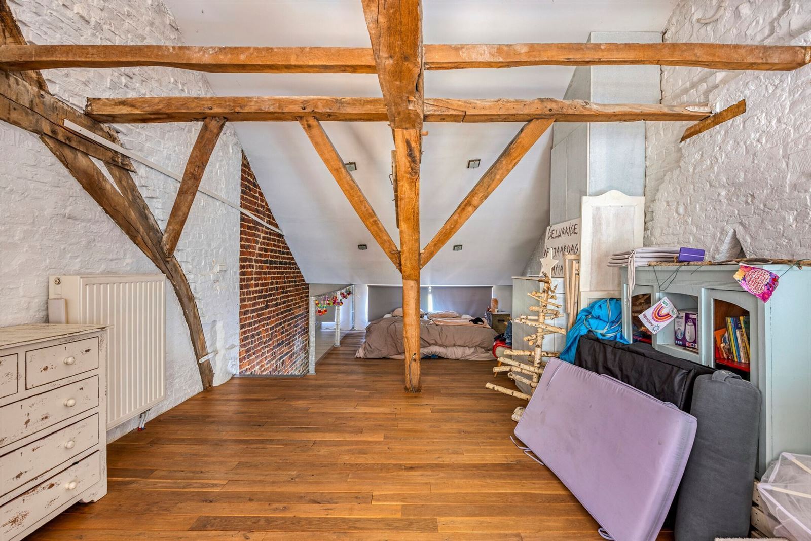Woning met 2 slaapkamers, terras en tuin foto 17