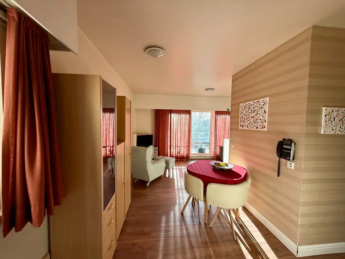 Gezellige studio met (hotel)diensten nabij Gent! foto 2