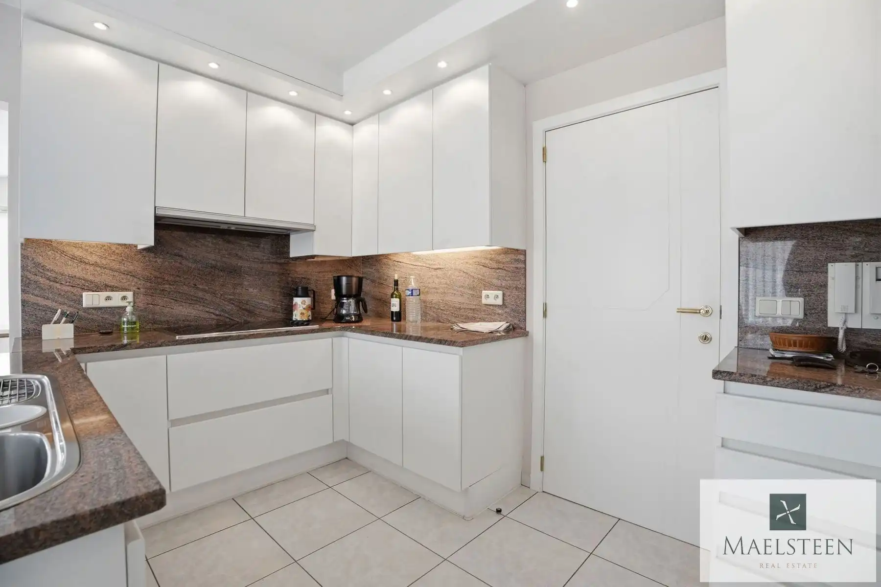 Instapklare woning met 4 slaapkamers te Sint-Andries Brugge foto 13