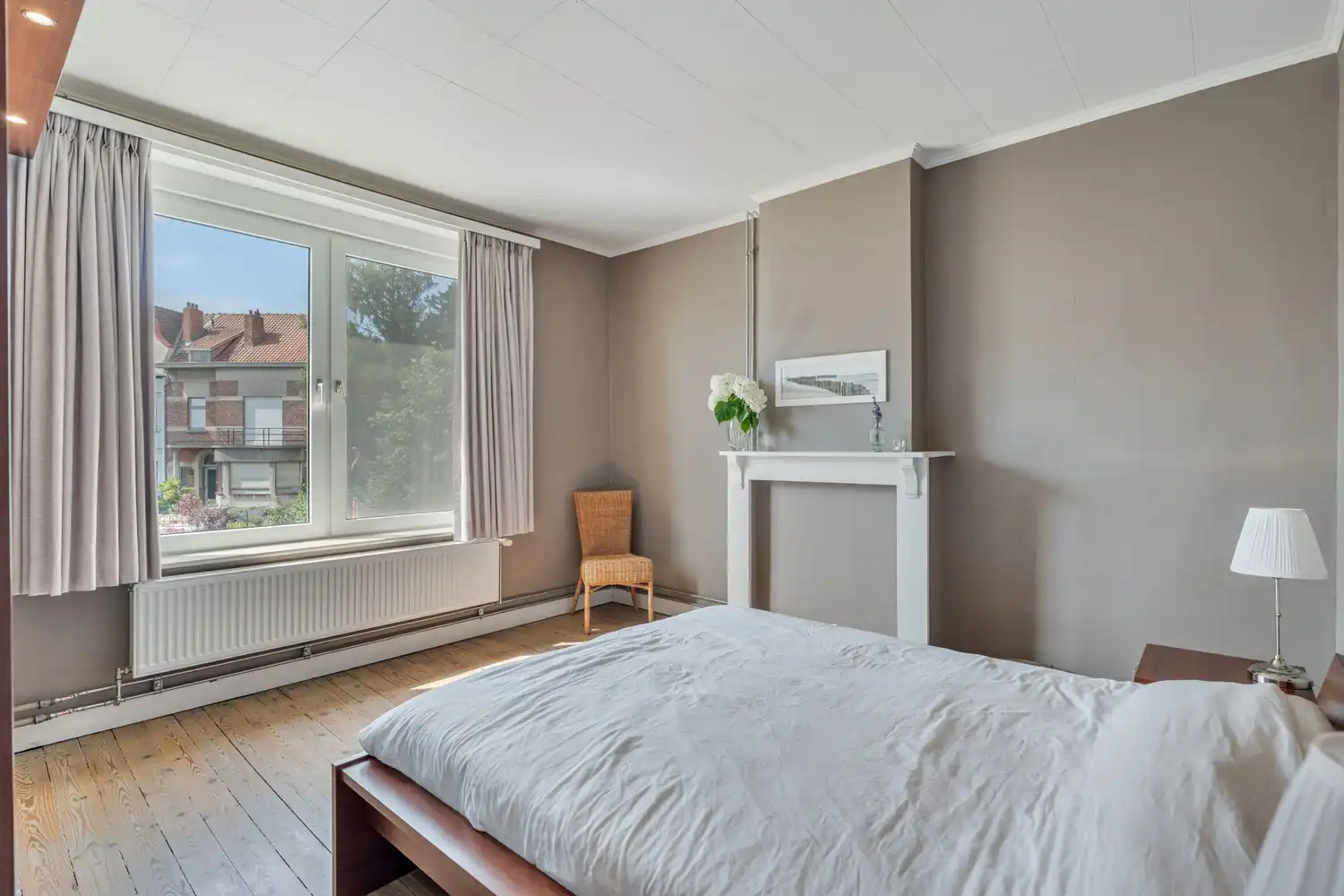 Karaktervolle gezinswoning met 4 slaapkamers in de gegeerde Matadiwijk foto 14