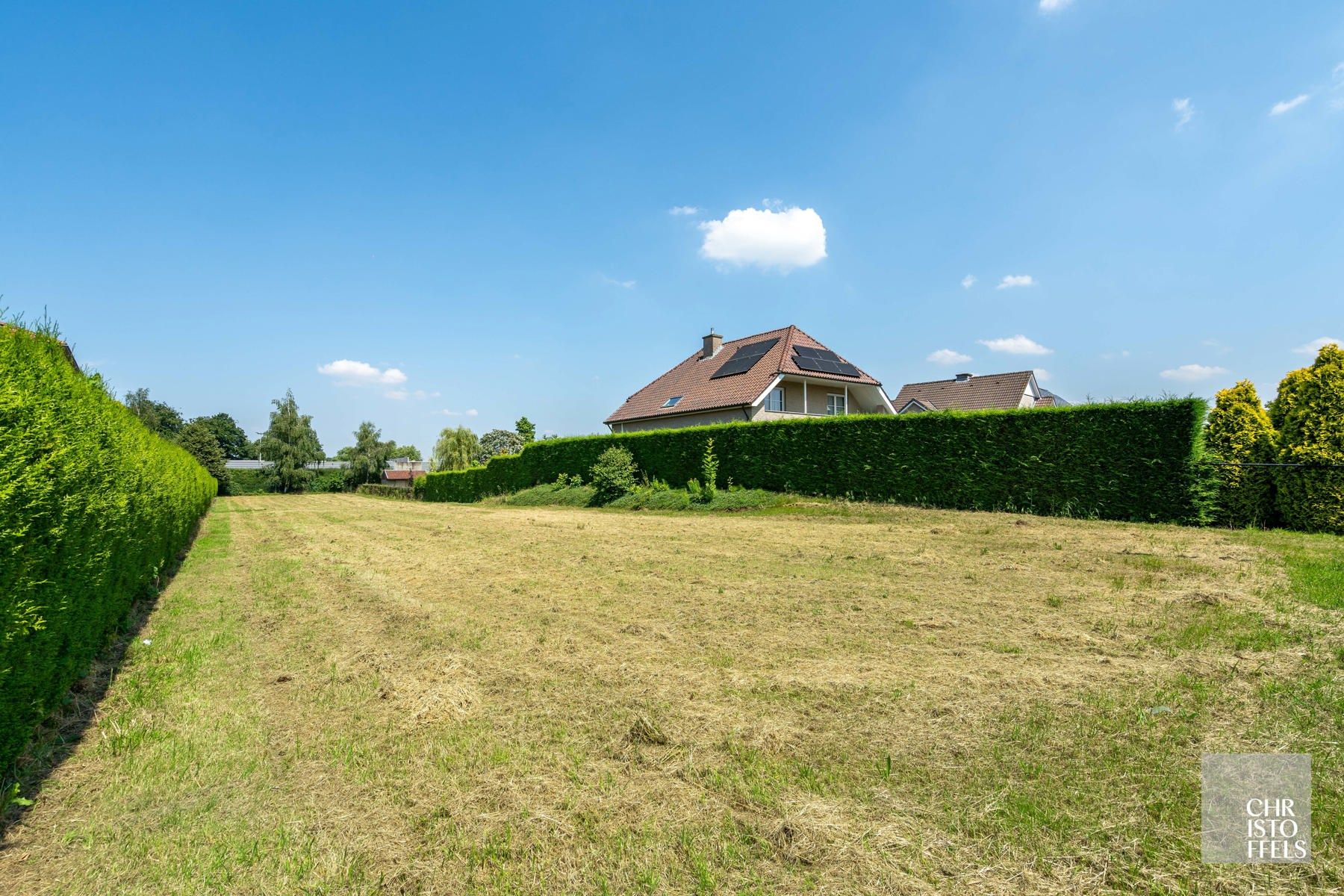 Rustig gelegen bouwgrond voor open bebouwing op een perceel van 1.920m²!   foto 2