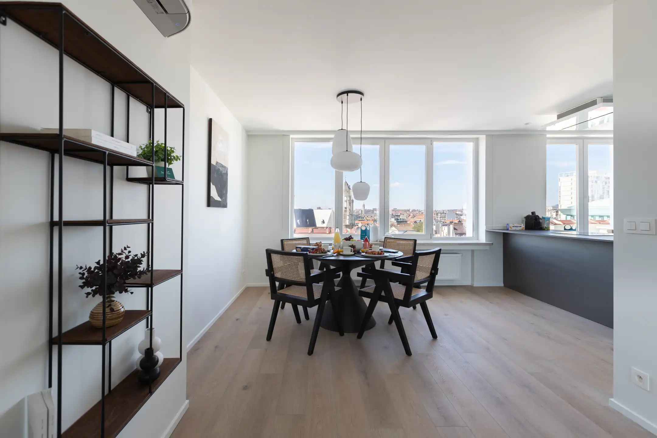 Centrum: Gemeubileerd appartement met 1 slaapkamer! foto 7