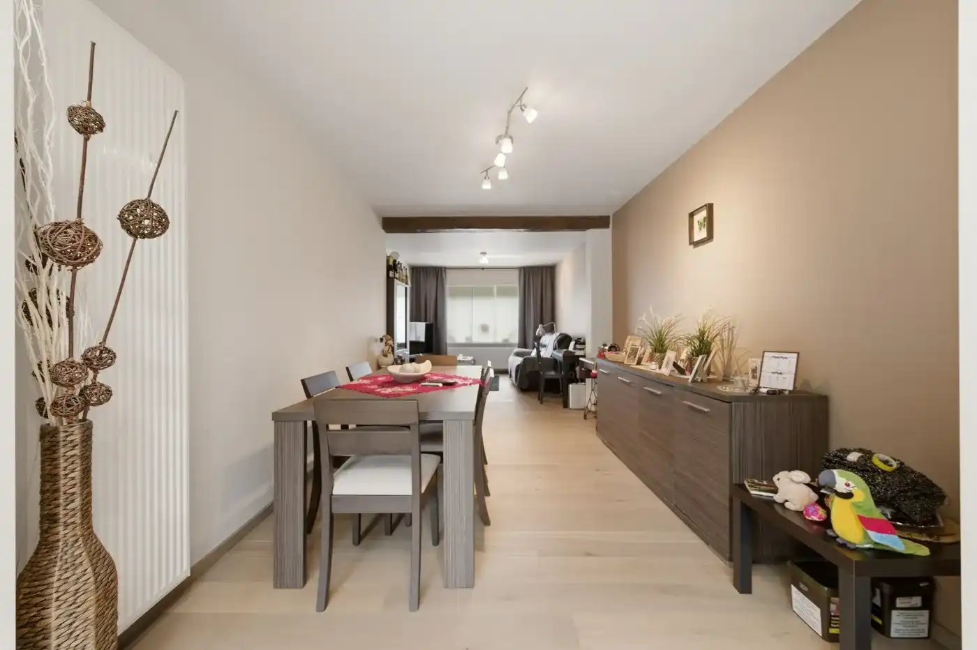 Woning met 2 ruime slpks (3 à 4 slpks mog.), garage en tuin foto 8