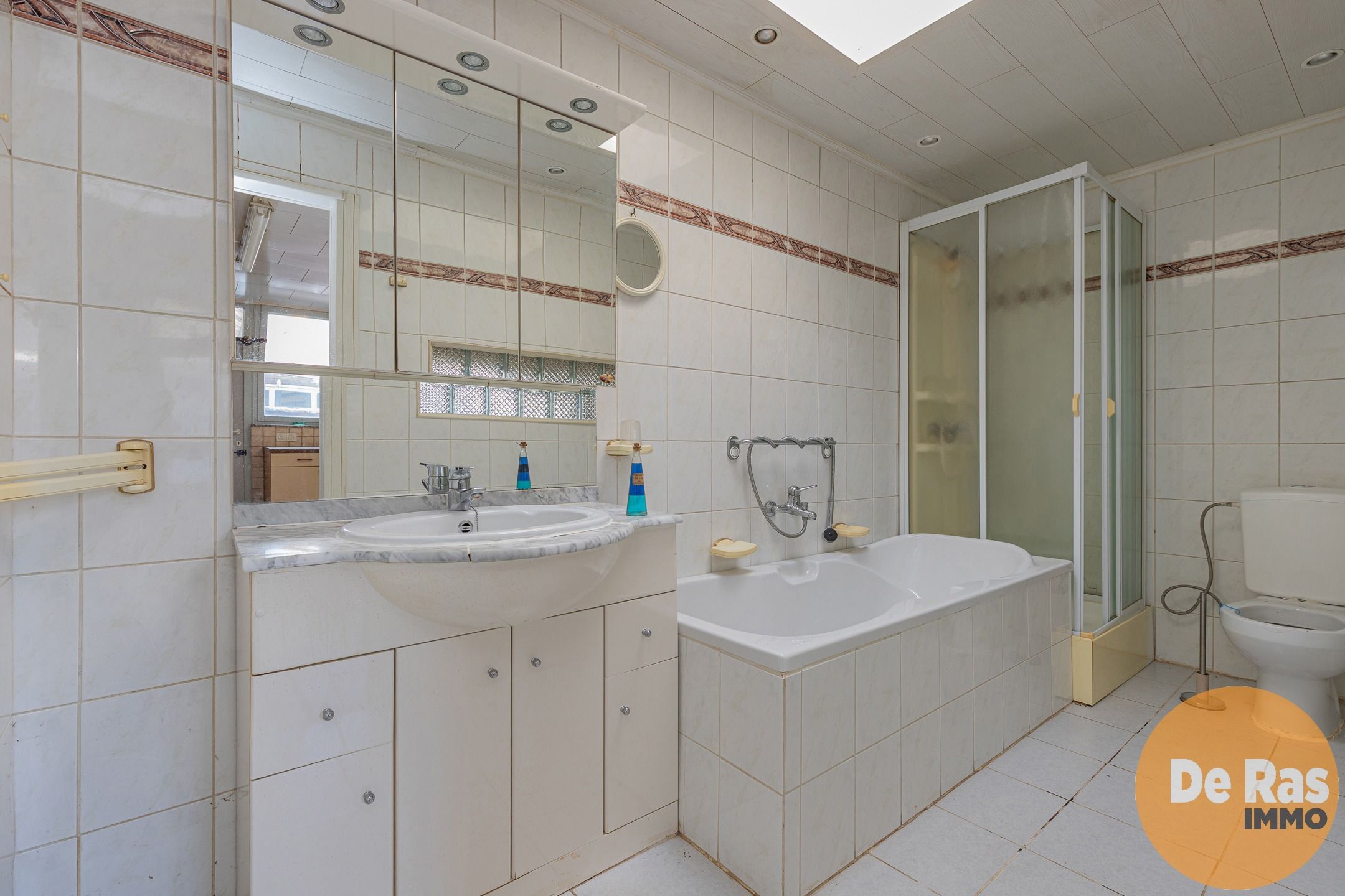 STRIJPEN - Stevige hob met grote tuin en heel wat potentieel foto 15