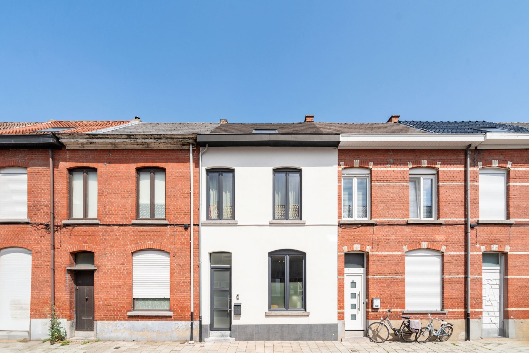 Volledig gerenoveerde rijwoning met stadstuin in Aalst foto 29