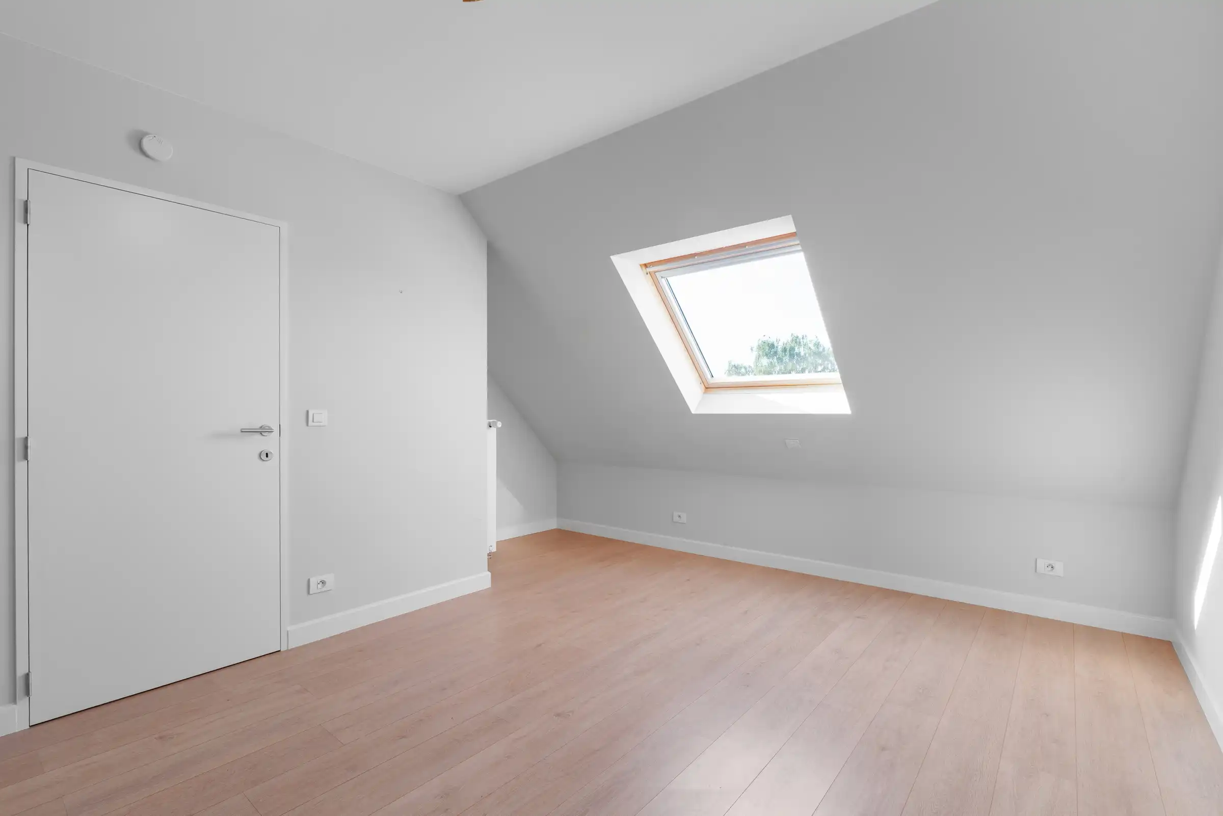Instapklaar duplexappartement met twee slaapkamers foto 16